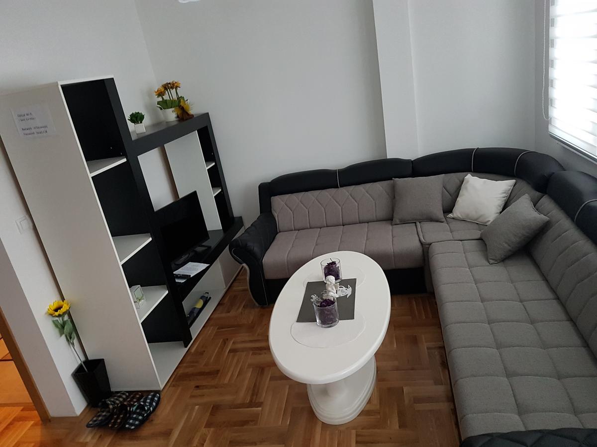 Apartment Kosmos Баня-Лука Экстерьер фото